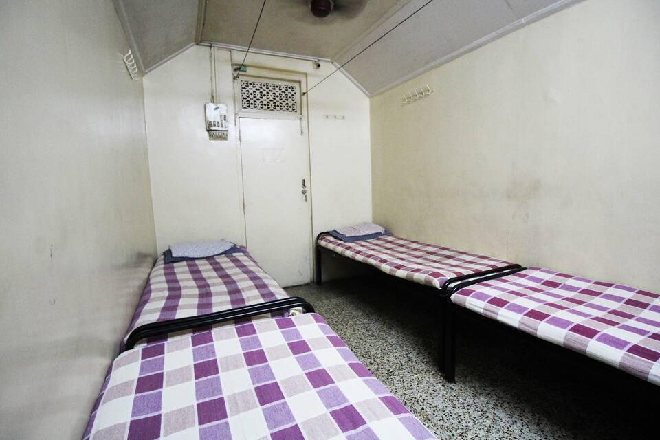 Anupam Hotel